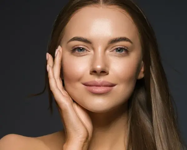Dein perfekter Make-up-Look: Trends, Anleitungen & Selbstbewusstsein
