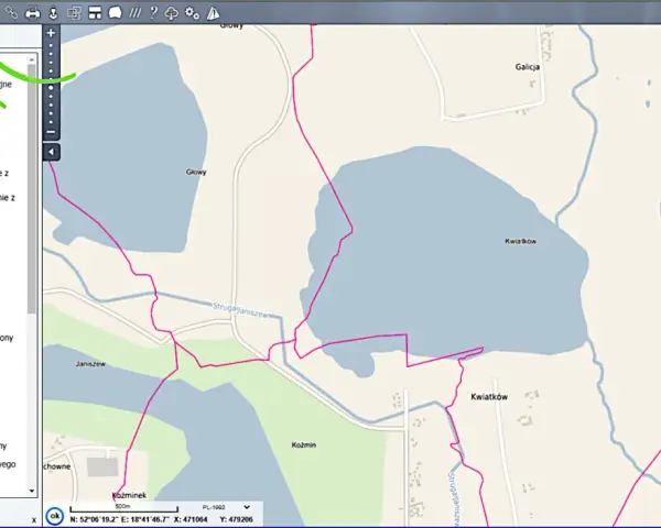 Mapa ewidencyjna z zaznaczonymi granicami obrębów, działkami ewidencyjnymi i budynkami. Widoczne są również hydrografia i nazwy miejscowości.