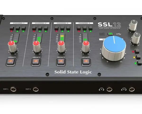 Solid State Logic SSL12, profesjonalny interfejs audio USB z czterema kanałami, pokrętłami Legacy i wskaźnikami poziomu.