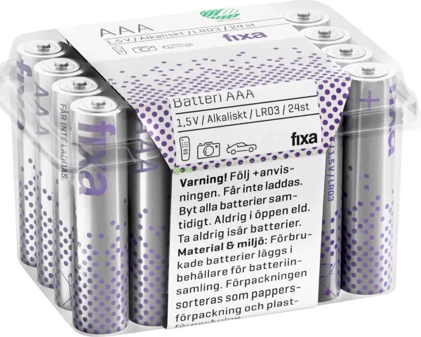 Förpackning med 24 st AAA-batterier, 1,5V alkaliska, märkta "fixa". Dessa r03 batteri är inte uppladdningsbara.