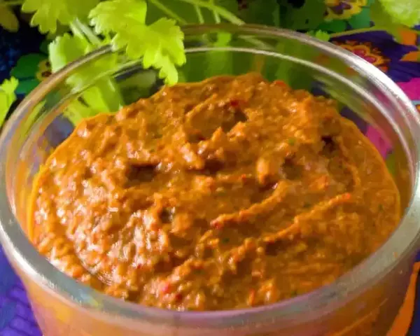 Jak zrobić pastę curry? Autentyczny smak i świeżość w domu
