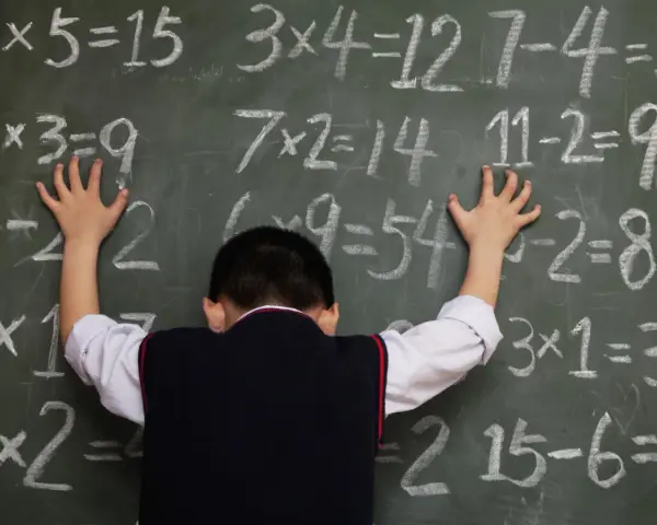 Lęk przed matematyką? Zmień nastawienie i ucz się skutecznie!
