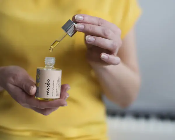 Idealne serum Resibo na niedoskonałości? Poznaj różnice!