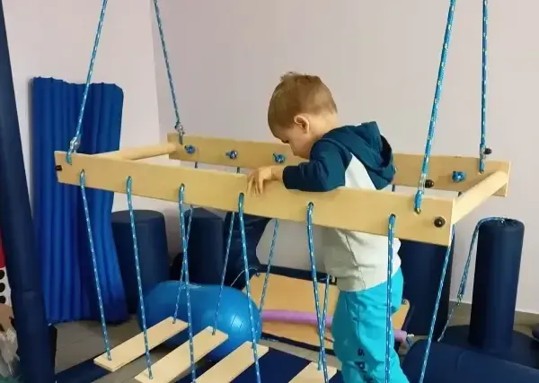 Integracja sensoryczna: Klucz do prawidłowego rozwoju dziecka