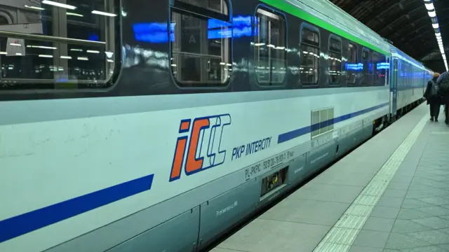 Wi-Fi w PKP Intercity: Gdzie jest, jak działa i co, gdy go brak?