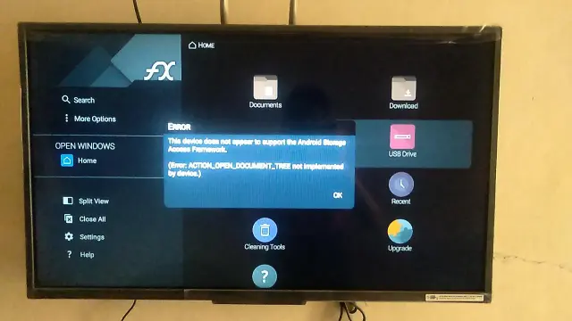 Ekran telewizora z komunikatem błędu "This device does not appear to support the Android Storage Access Framework.