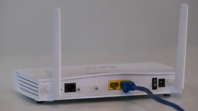 Jak wyłączyć Wi-Fi w routerze? Zwiększ bezpieczeństwo i oszczędzaj!