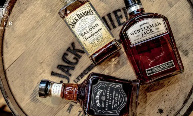 Gdzie kupić whisky 50 ml? Pełny przewodnik i pomysły
