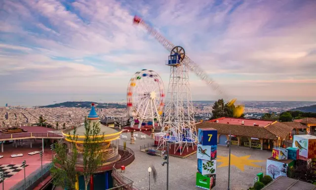 Todo lo que necesitas saber sobre el parque de atracciones Tibidabo
