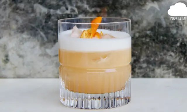 Drinki z whisky: przepisy, porady i jak zrobić idealny koktajl?