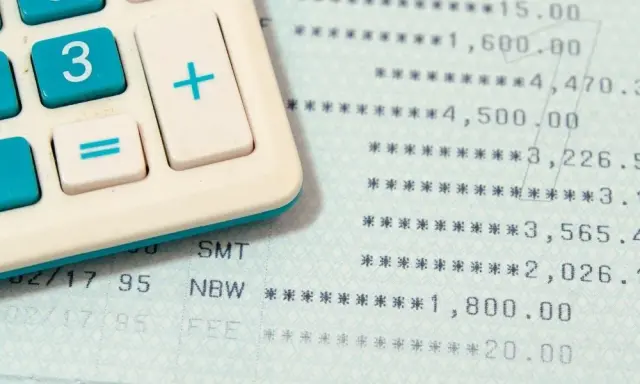 Provident a weryfikacja zatrudnienia: Czy dzwonią do pracodawcy?