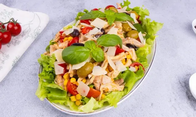 Insalata di Pollo: Ricette Classiche, Leggere e Creative | Amerigo Vitale