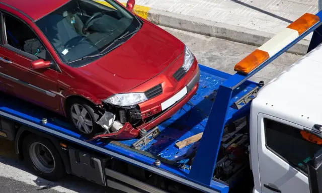 Przegląd ciężarówki: Ile kosztuje? Uniknij ukrytych opłat!