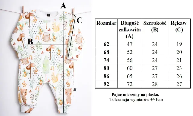 Tabela rozmiarów pajaca z motywem zwierzątek. Sprawdź, jaki rozmiar dla noworodka będzie najlepszy, porównując wymiary A, B, C.