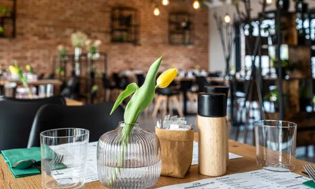 Poznań: Romantyczna kolacja? Wybierz idealną restaurację!