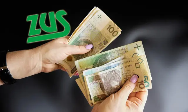 Ręce liczą pieniądze, a obok zielone logo ZUS. Czy to świadczy o tym, że czeka emerytura po mężu?