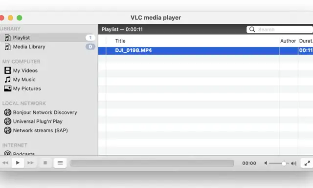 VLC zeigt eine Playlist mit der lrf datei dji.mp4 an.