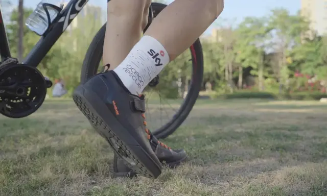 Las mejores zapatillas bicicleta montaña para un rendimiento óptimo