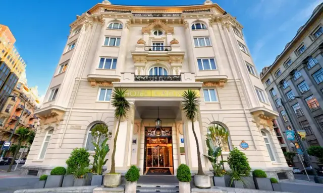 Hotel Carlton Bilbao: Lujo y comodidad en el corazón de la ciudad
