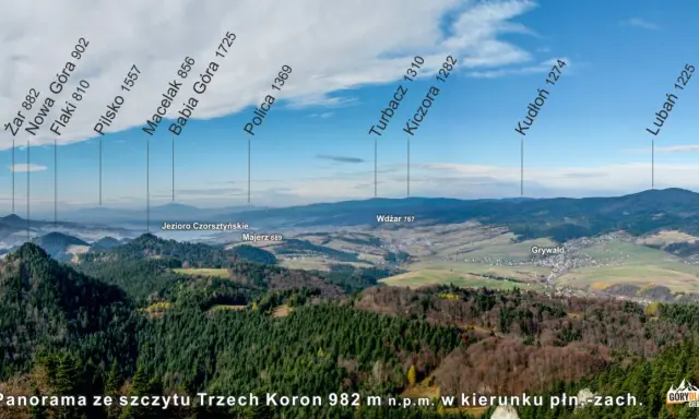 Widok z Trzech Koron na Beskidy. W oddali Babia Góra, Pilsko, Turbacz. Trasa 3 korony oferuje takie widoki.