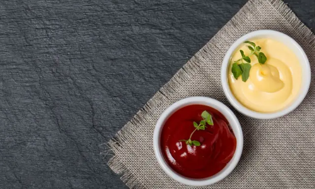 Jak zrobić sos do hamburgerów? Domowe przepisy, lepsze niż z restauracji