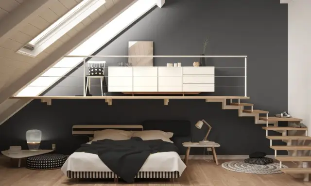 Camera da letto moderna con soppalco chiuso, letto matrimoniale, scala in legno e cassettiera bianca. Idee soppalco chiuso per sfruttare lo spazio.