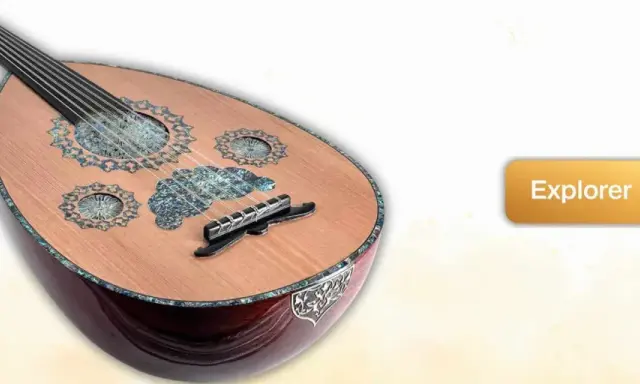 Magnifique instrument oriental à corde, orné de nacre, prêt à faire voyager vos oreilles.