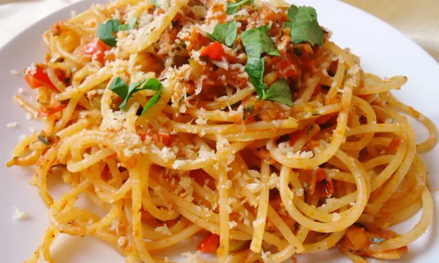 Spaghetti z cukinii i marchewki: Jak zrobić idealne i bez wodnistości?