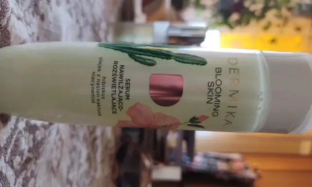 Dermika serum rozświetlające: Które wybrać? Przewodnik