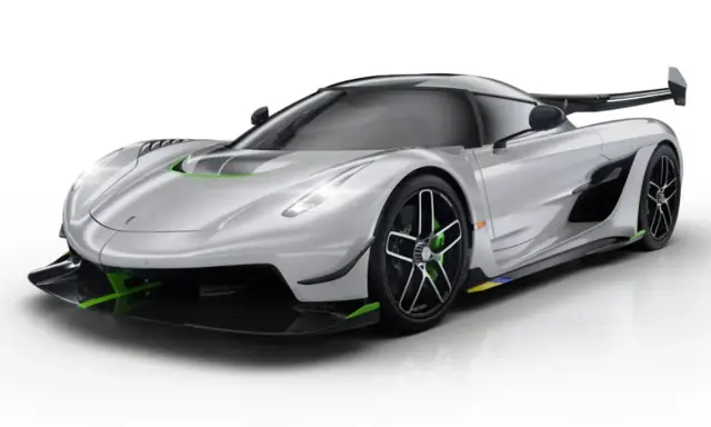 Silberner Koenigsegg Jesko mit grünen Akzenten. Sein V8-Biturbomotor ist ein Meisterwerk der Ingenieurskunst.