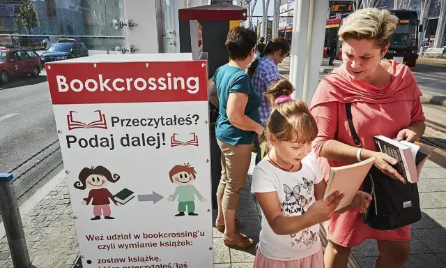 Niechciane książki? Gdzie wyrzucić, by dać im drugie życie!