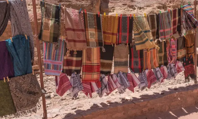 Izrael i Jordania: Co kupić? Pamiątki z duszą i mądre porady