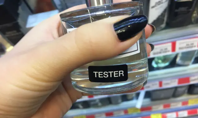 Testery perfum: Jak kupić oryginał i uniknąć podróbek?