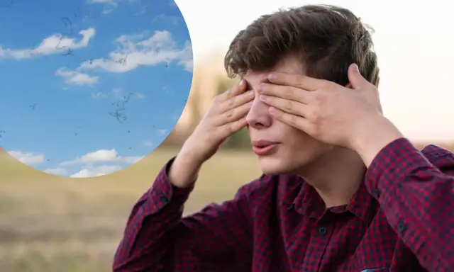 Chłopiec zasłania oczy, widząc w niebie jakby pierścień weissa w oku.