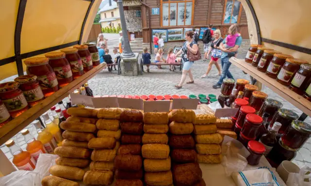 Bacówka 2 Zakopane: Nocleg, Krupówki, opinie i oscypki