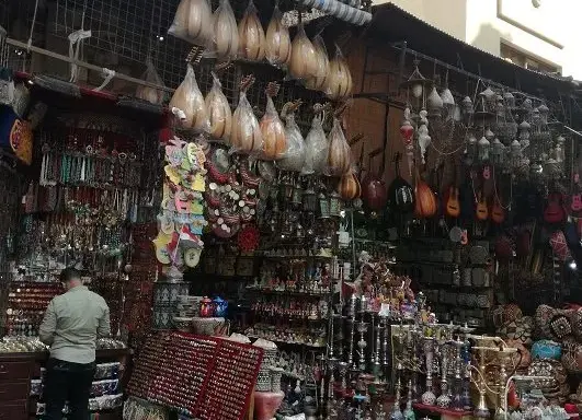 Pamiątki z Egiptu: Co kupić, jak targować i czego nie wywozić?