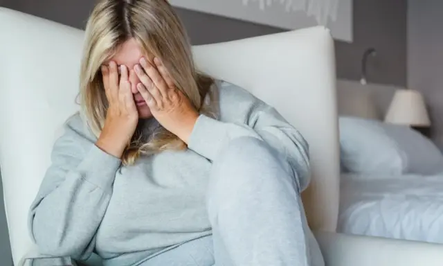 Jak obniżyć kortyzol u kobiety? Odzyskaj spokój i energię!