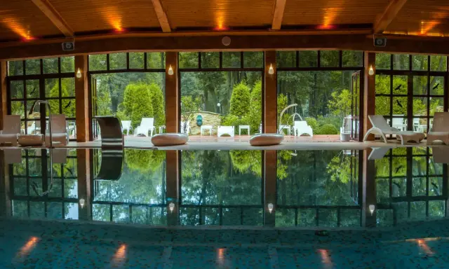 SPA pod Warszawą: Gdzie na luksusowy weekend i Day SPA?
