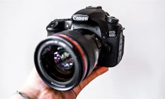 Canon EOS 60D: Czy warto go kupić w 2026? Przewodnik dla amatora