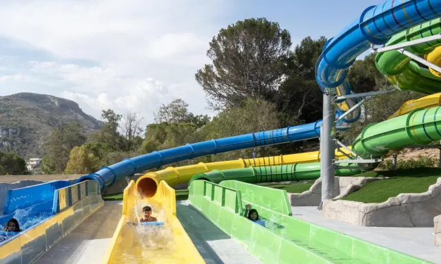 ¿Buscas parque de atracciones en Valencia? ¡Descubre tu ideal!
