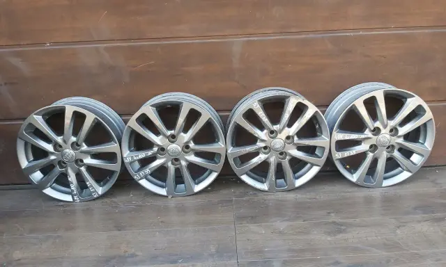 Yaris I (1999-2005): Jakie felgi? Uniknij błędów i drgań!