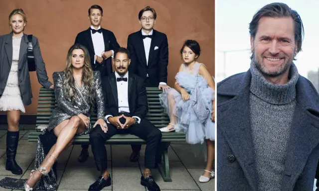 Martin Melin med familj, klädda för fest. Till höger Martin Melin själv, leende i grå rock.