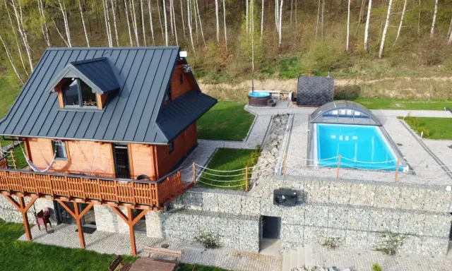 Góry Sowie noclegi: Od balii po agroturystykę. Wybierz idealny!