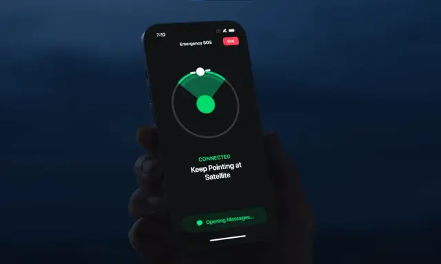 iPhone w trybie alarmowe sos, połączony z satelitą, gotowy do wysłania wiadomości.