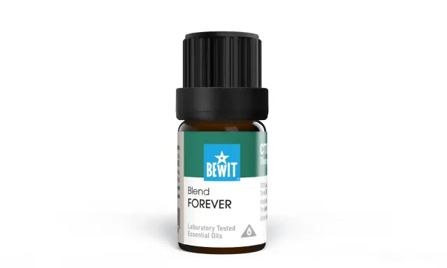 Butelka olejku eterycznego BEWIT Blend FOREVER. Wyobraź sobie czosnek z tymiankiem forever, zamknięte w tej buteleczce.