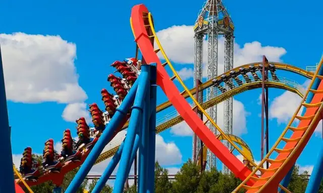 Atracciones Warner: Las mejores experiencias y emociones en el parque