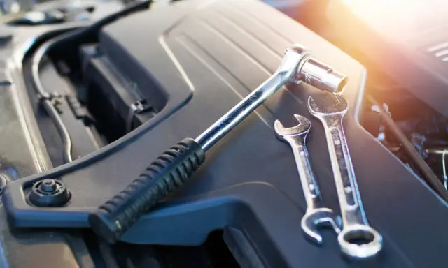 Auto nie przeszło przeglądu? Kary, koszty i co robić krok po kroku