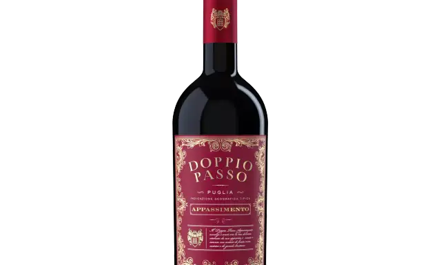 Flasche Doppio Passo Appassimento Wein aus Apulien, Italien. Ein vollmundiger Rotwein mit intensiven Aromen.