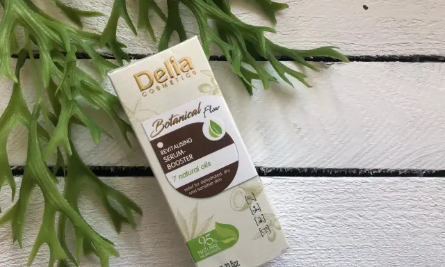 Delia serum rewitalizujące: Sekret młodej skóry za grosze?