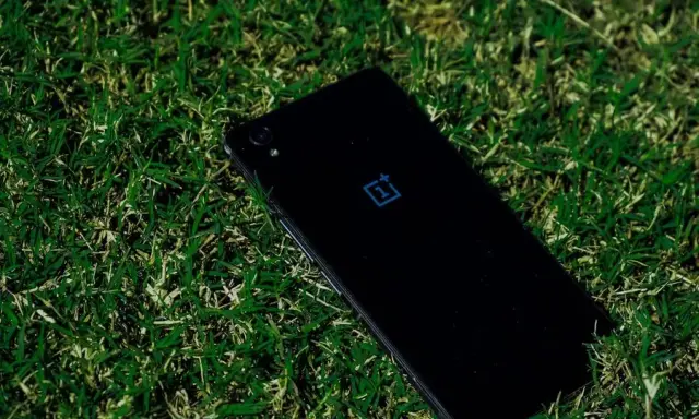 Skradziono telefon? Jak zgłosić kradzież i chronić dane!